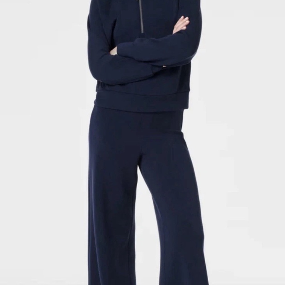 SPANX Air Essentials set in Navy